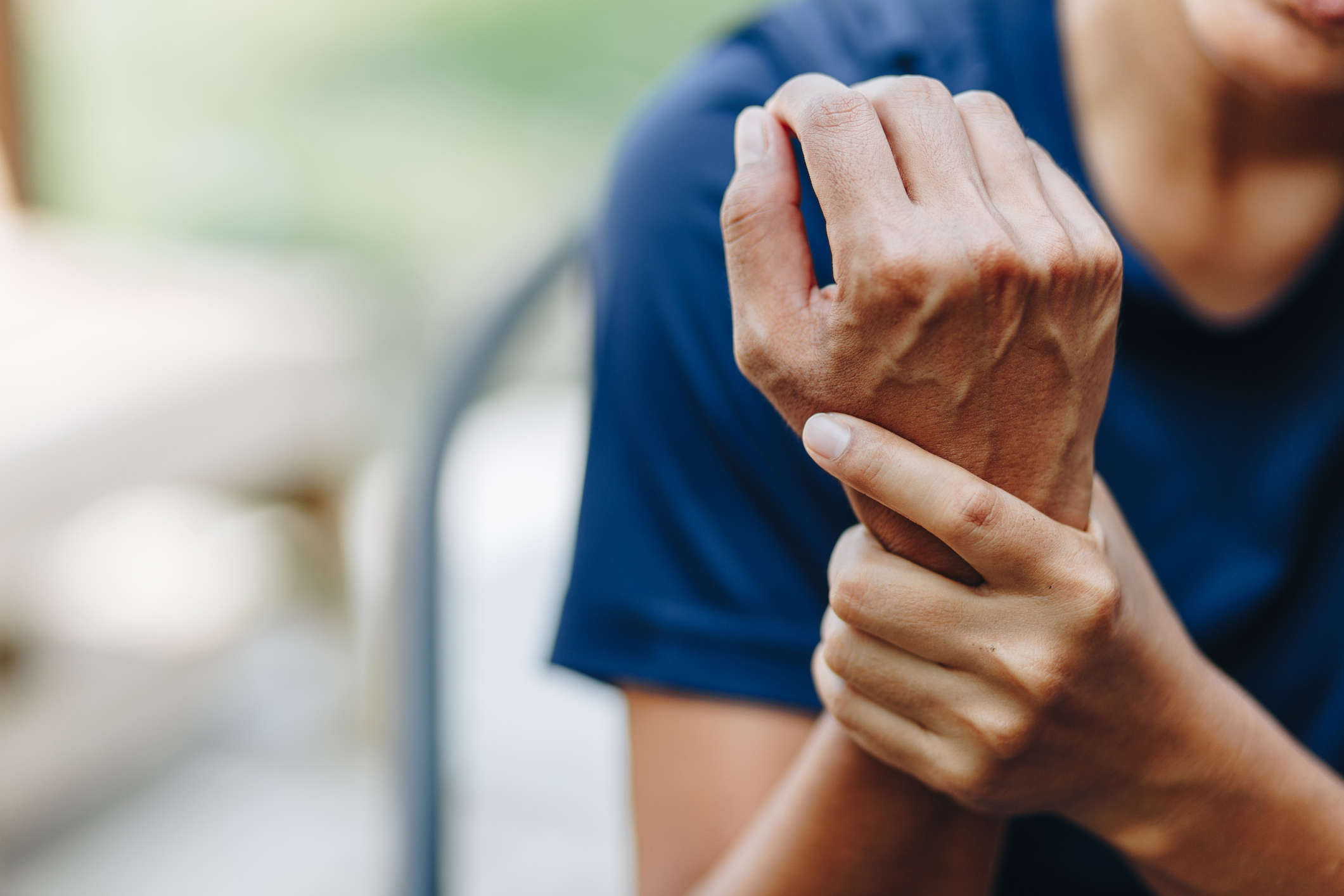 What Causes Sudden Joint Pain In Hands